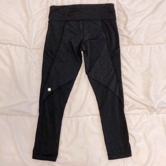 lululemon athletica Pants - Lululemon Capri Crop Leggings 22" Black Size 4